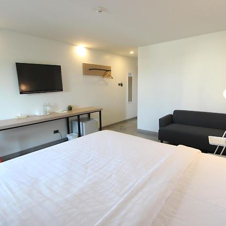 Mgrand Hotel Roi Et Eksteriør billede