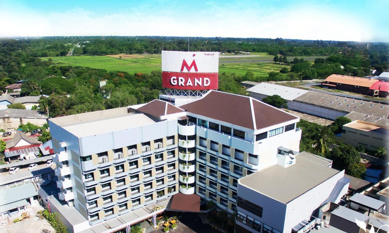 Mgrand Hotel Roi Et Eksteriør billede