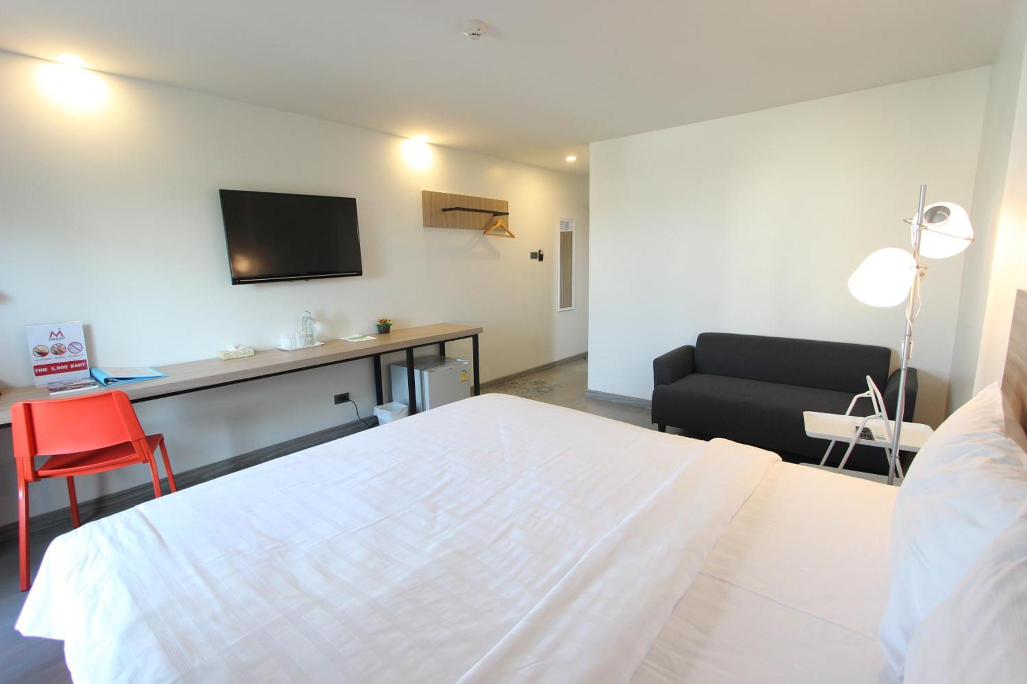 Mgrand Hotel Roi Et Eksteriør billede
