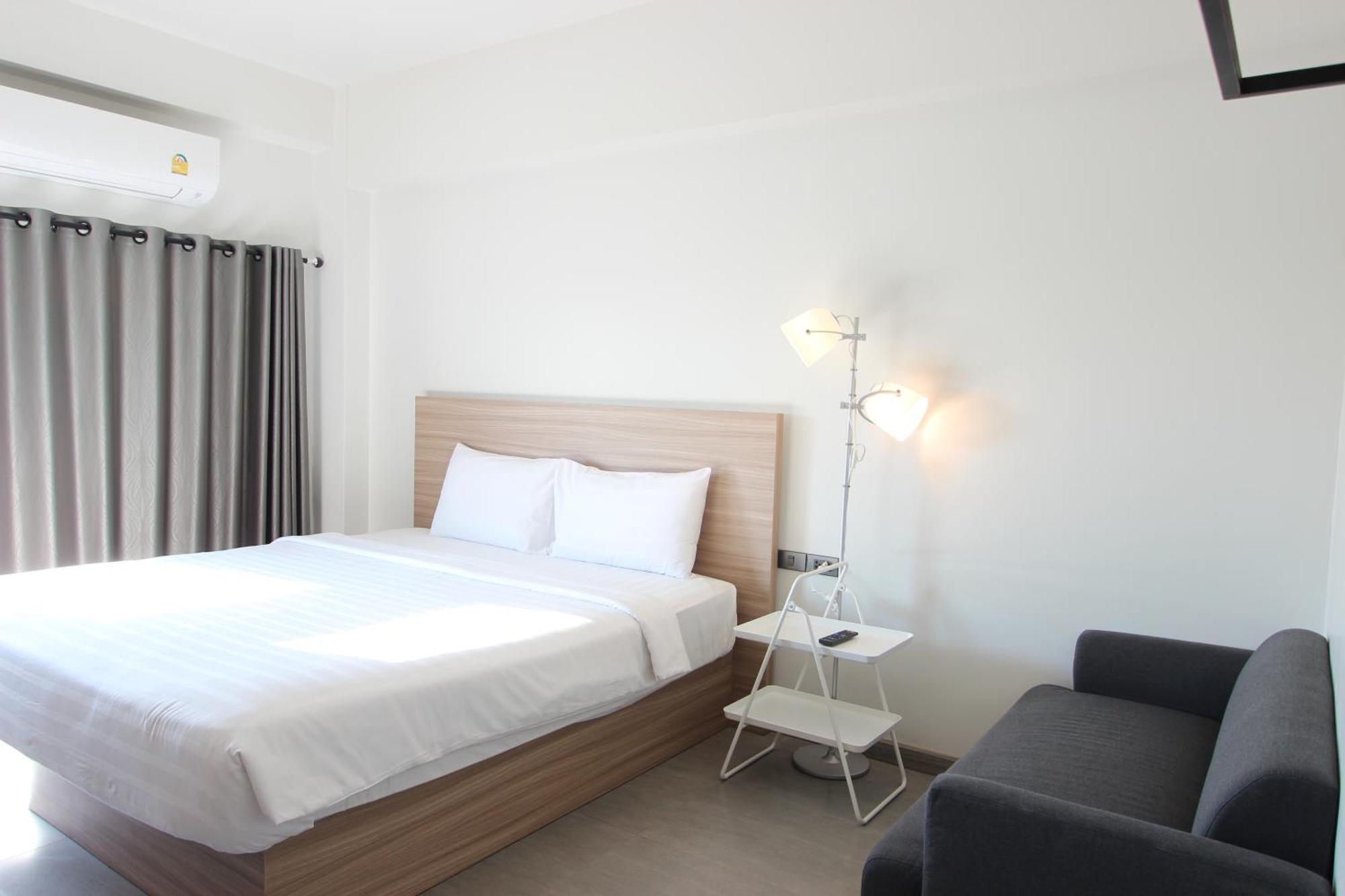 Mgrand Hotel Roi Et Eksteriør billede