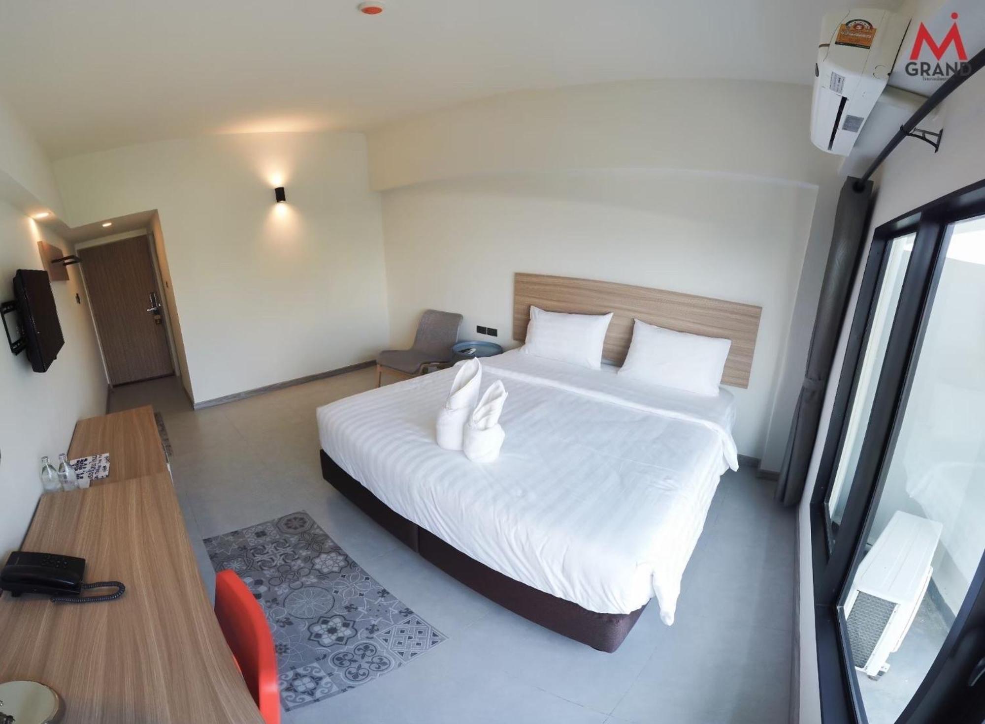 Mgrand Hotel Roi Et Eksteriør billede
